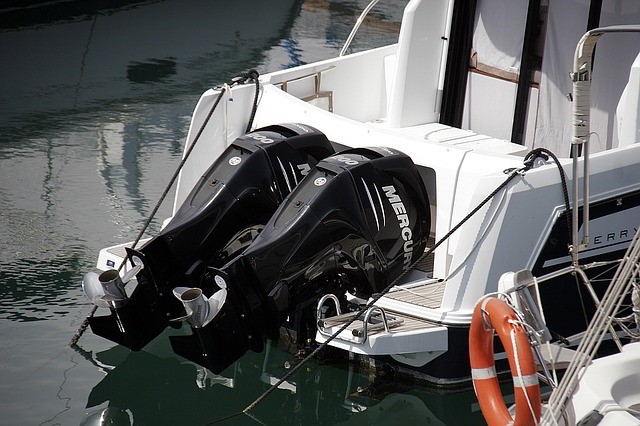 outboard boat motors 